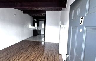 10208 FELTON AVE.