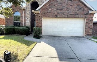 4 beds, 2.5 baths, $2,595