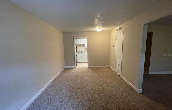 2521 Caper Ln