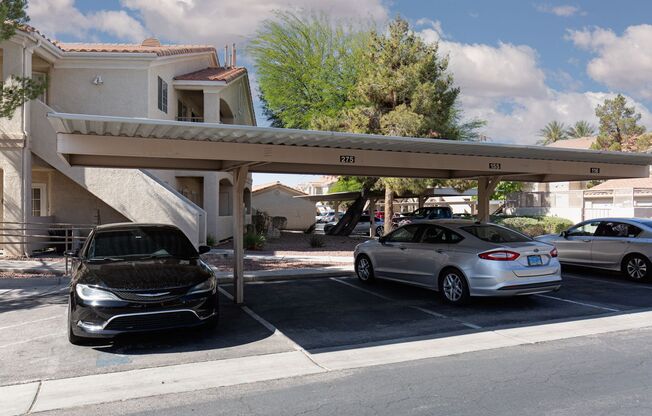 2 beds, 2 baths, $1,250, Unit Bldg KK