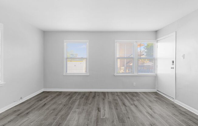 Studio, 1 bath, 435 sqft, $1,595, Unit 937-02