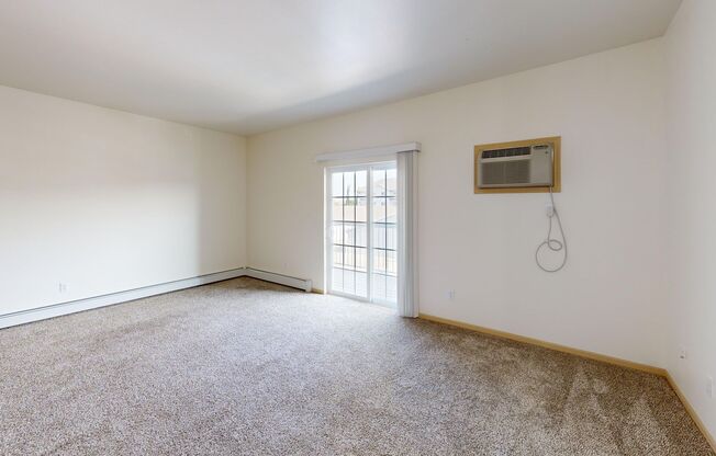 1 bed, 1 bath, 975 sqft, $1,075, Unit 4685-109