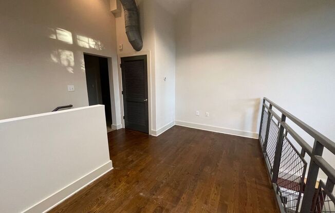 Studio, 1 bath, 700 sqft, $1,200, Unit C4