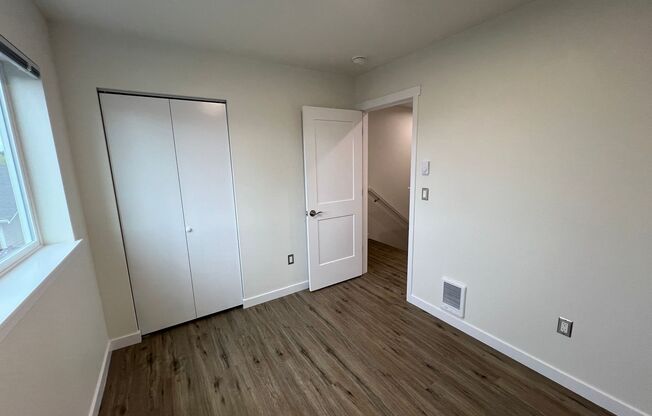 2 beds, 2.5 baths, $2,500, Unit A