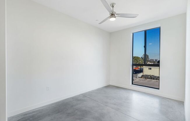 2 beds, 2 baths, 805 sqft, $2,925, Unit 419