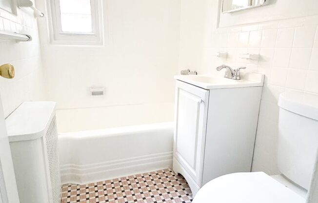 2 beds, 1 bath, 856 sqft, $2,399, Unit 254-2D