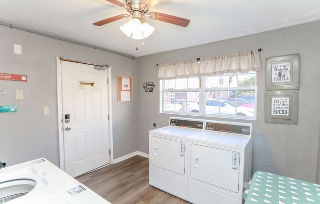 1 bed, 1 bath, 698 sqft, $1,150, Unit C2