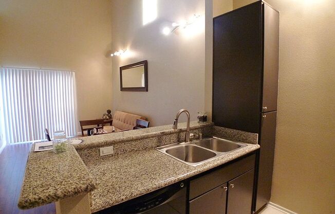 2 beds, 1 bath, 925 sqft, $2,795, Unit 312