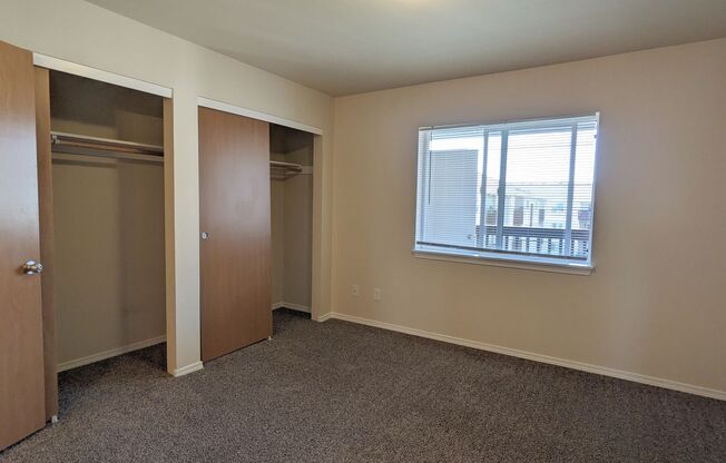 3 beds, 2 baths, 1,180 sqft, $1,625, Unit C104