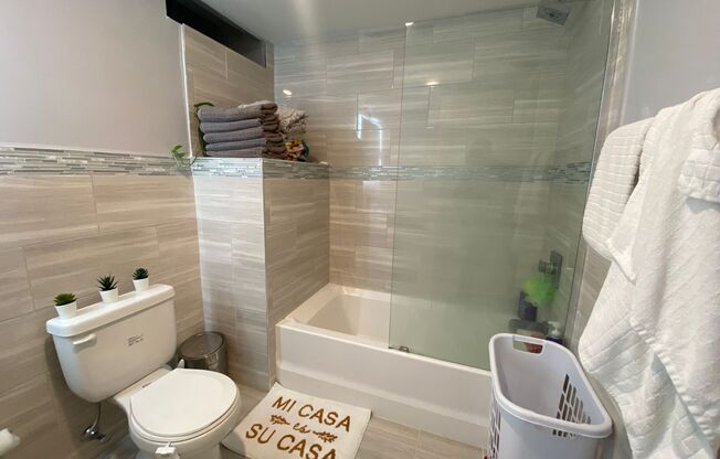 1 bed, 1 bath, $1,495, Unit Apt 03