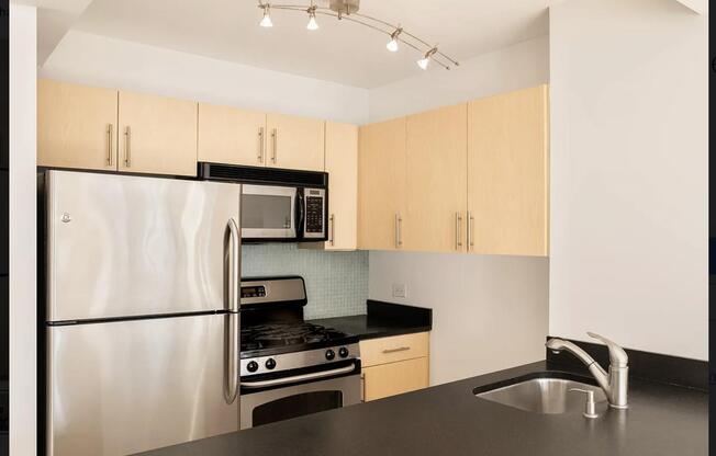 Studio, 1 bath, $5,395, Unit 7C