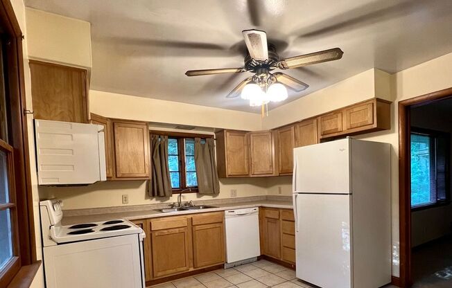 Two Bedroom Duplex in Kalamazoo