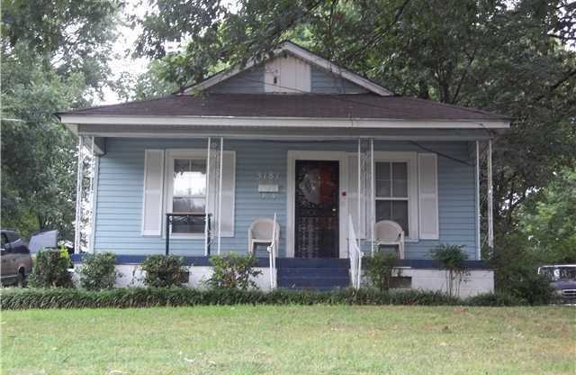 Rent reduced & Move-in Special! 1/2 off first month's rent!