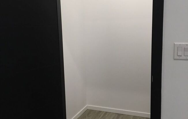 1 bed, 1.5 baths, 1,002 sqft, $2,800, Unit 105 LIVE WORK