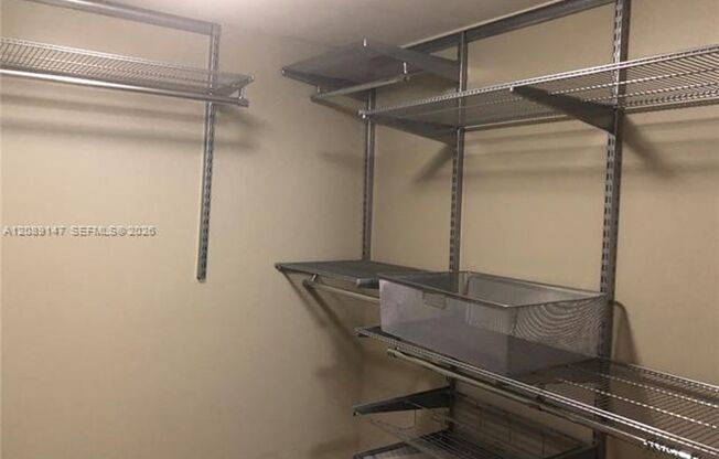 1 bed, 1 bath, $3,250, Unit # 2703