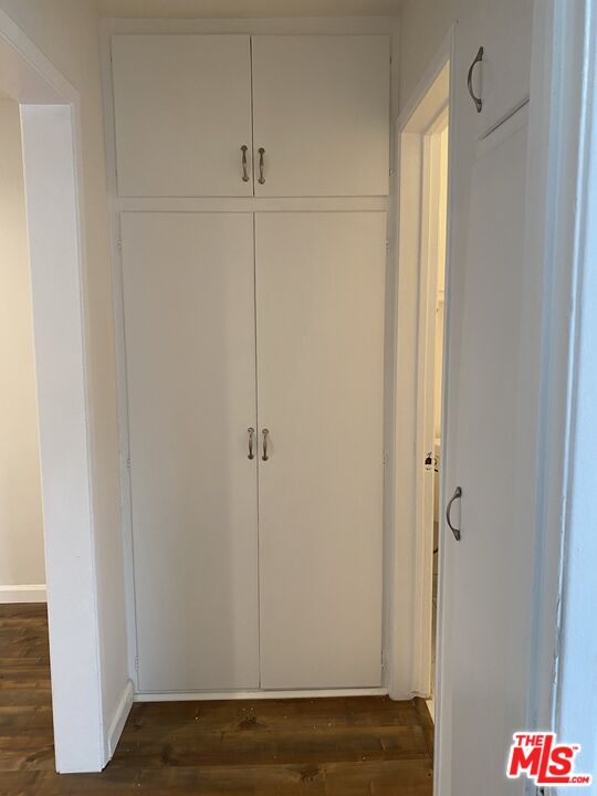 10438 SANTA MONICA BLVD