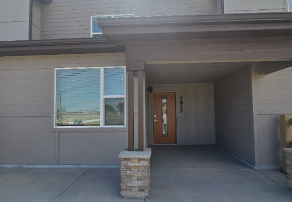 4829 AUTUMN LEAF DR