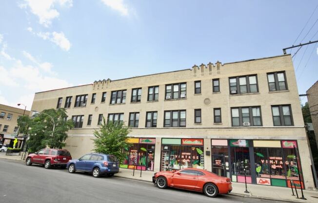 2704 Sawyer