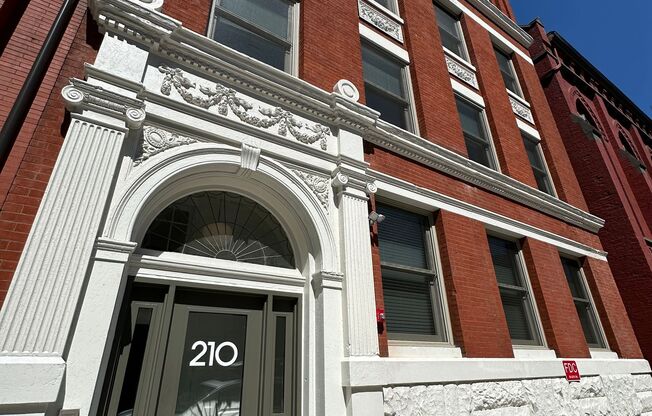 210-218 W 12th