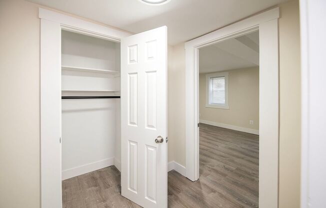 1 bed, 1 bath, 600 sqft, $1,300