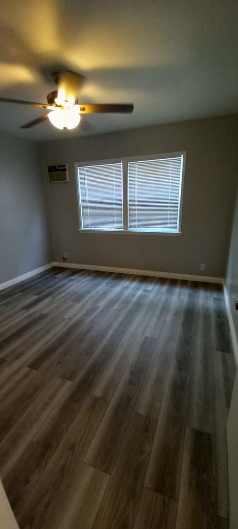 7528 Norton Ave - Layton