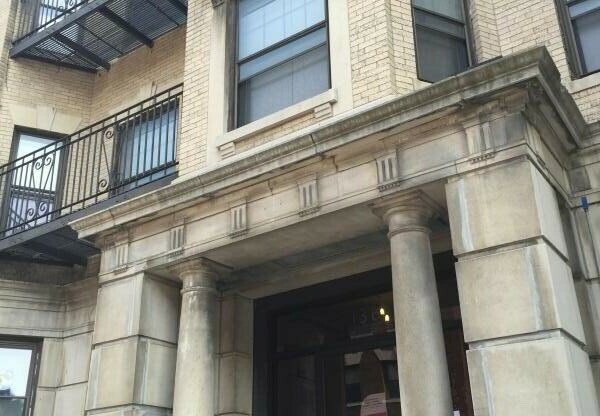136 Hemenway St