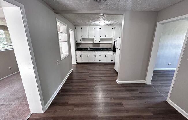 Ultra Spacious 3/1 with large Bonus room, garage, and expansive fenced in yard!