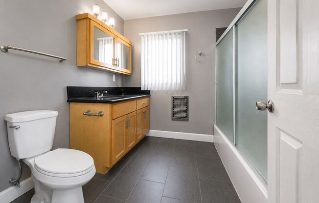 1 bed, 1 bath, $1,625, Unit 865-08