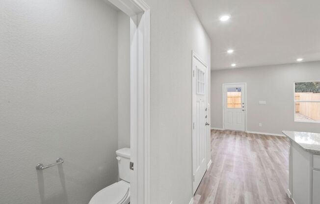 3 beds, 2.5 baths, 1,380 sqft, $2,249, Unit 9193 Dietz Elkhorn 101