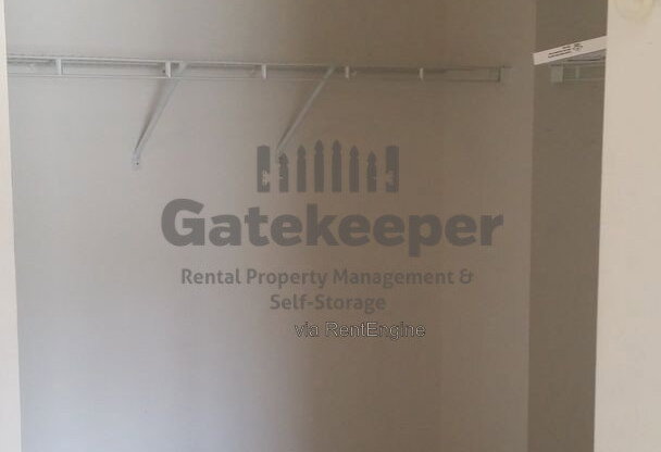 3 beds, 2 baths, 1,300 sqft, $1,845