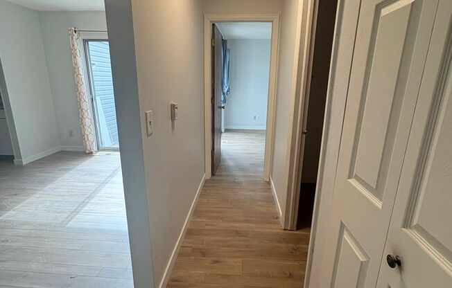 2 bed 1 3./4 Bath 1 car garage