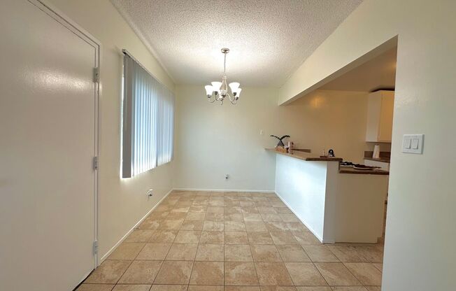 2 beds, 1 bath, $2,195, Unit Unit 1