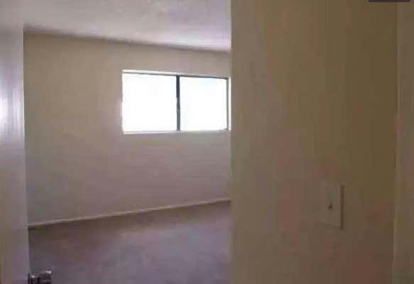 2 beds, 2 baths, 951 sqft, $2,500