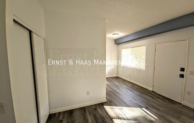 6673 Hammond Ave.