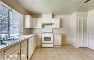 345 Ivy Way