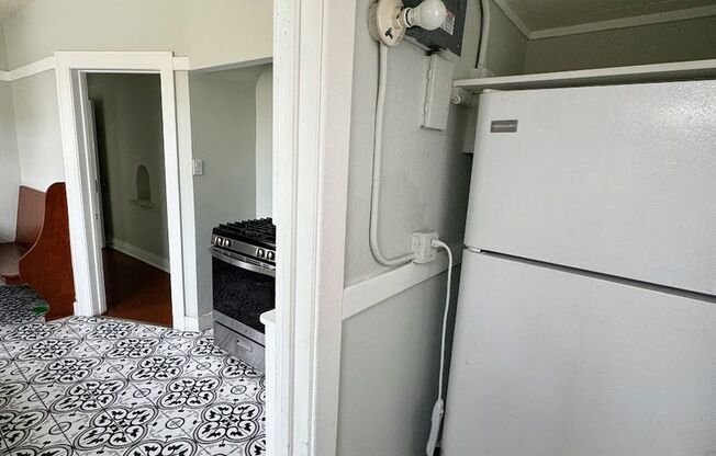 1 bed, 1 bath, 925 sqft, $1,950, Unit 503