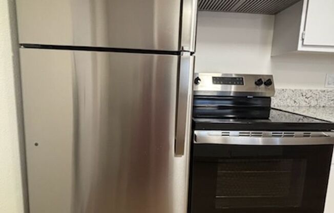 2 beds, 1 bath, 850 sqft, $2,200, Unit 6