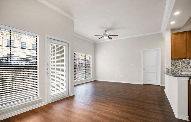 2 beds, 2 baths, 1,141 sqft, $2,102, Unit 01-129