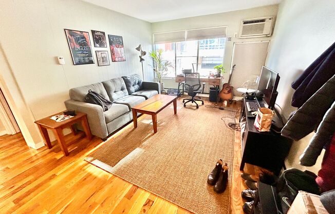 1 bed, 1 bath, 500 sqft, $1,850, Unit 12