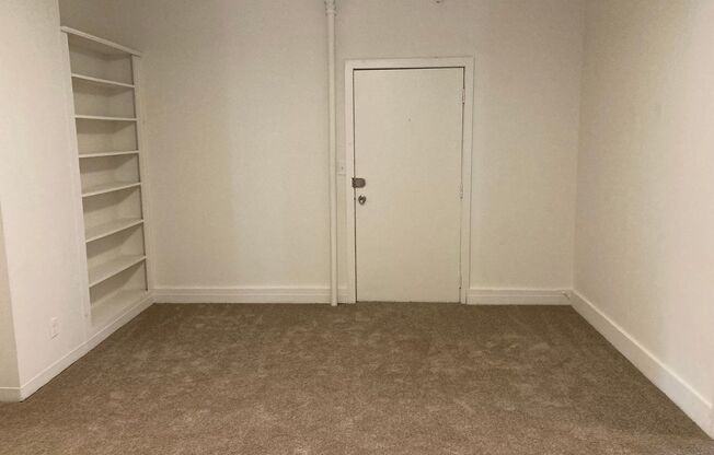 2 beds, 1 bath, 764 sqft, $1,499, Unit 107-4B
