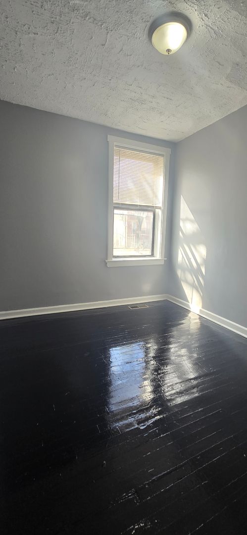 1124 W 62nd - 1124 W. 62nd St. Chicago, IL 60621