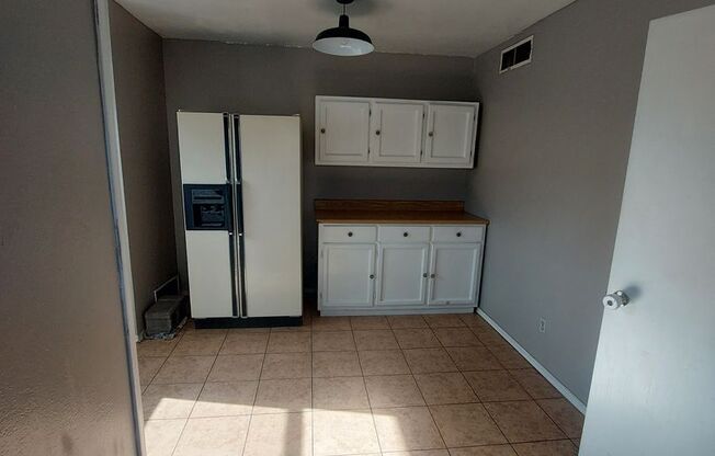 3 beds, 2 baths, $1,375