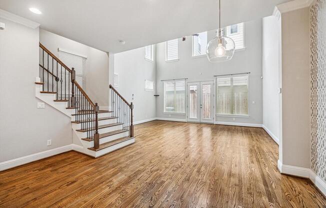2627 SHADY WOODS LN