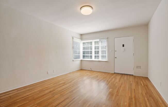 2202 20th St in Santa Monica!  Near Ocean Park Blvd.