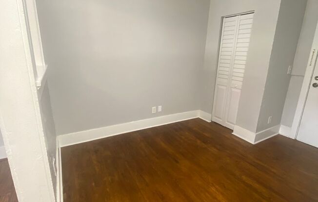 Studio, 1 bath, 314 sqft, $1,475, Unit 7