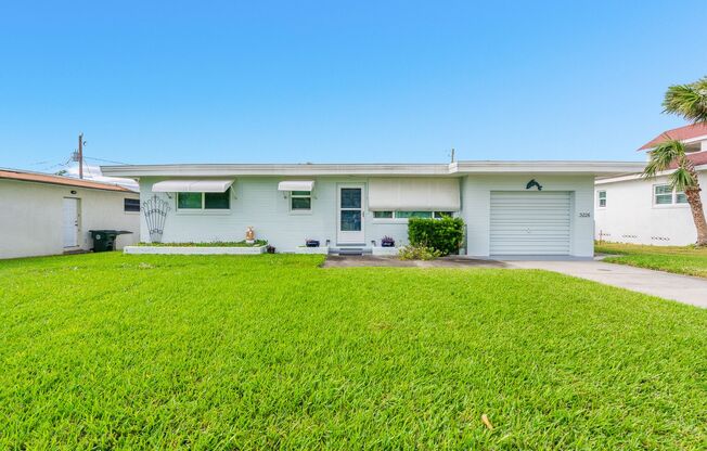 Cozy Daytona Beach Shores Home