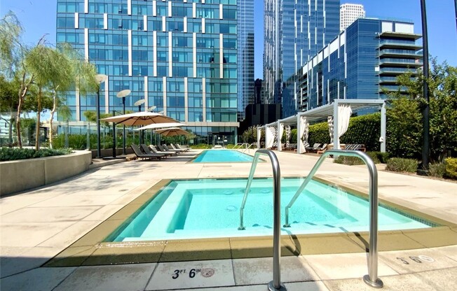 Studio, 1 bath, 480 sqft, $2,450, Unit 1105