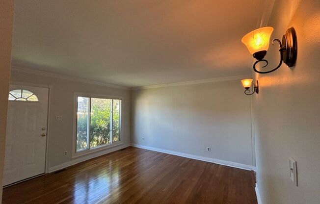 3 beds, 1 bath, $1,995