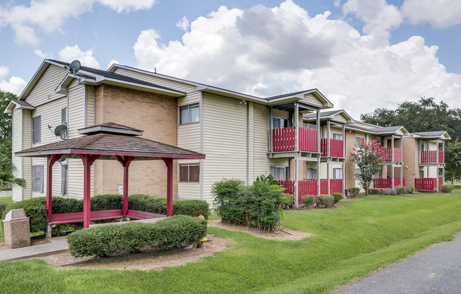 Welcome to Mimosa Place Apartments