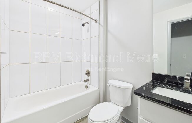 2 beds, 2 baths, 900 sqft, $1,573, Unit 120
